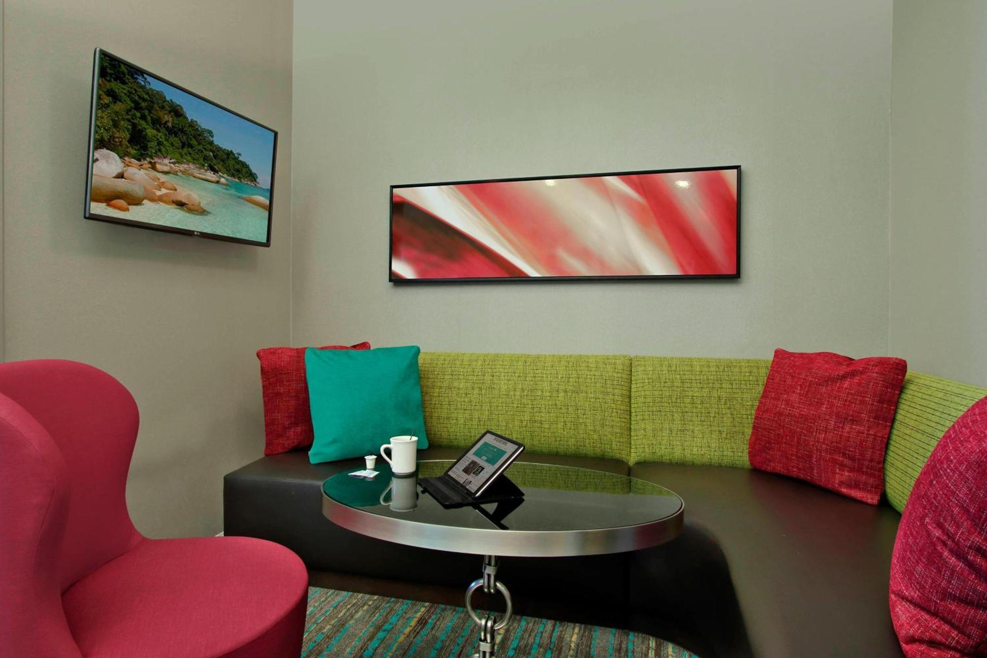 Residence Inn Colorado Springs South Экстерьер фото